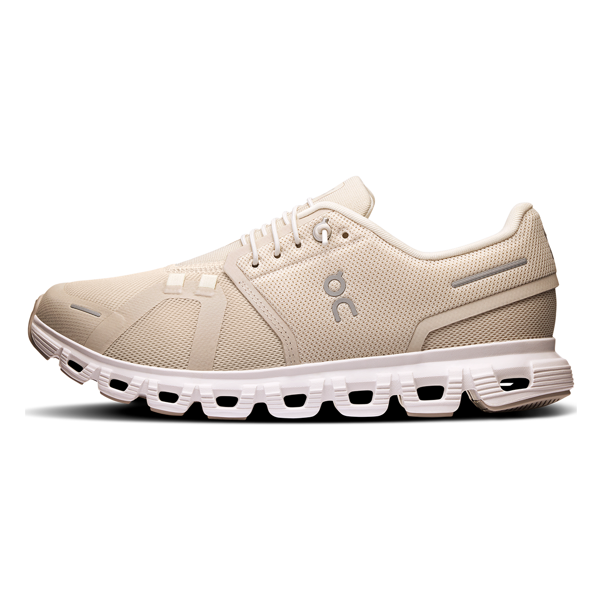 On Cloud 6 Women's - Pearl/White - product view 2