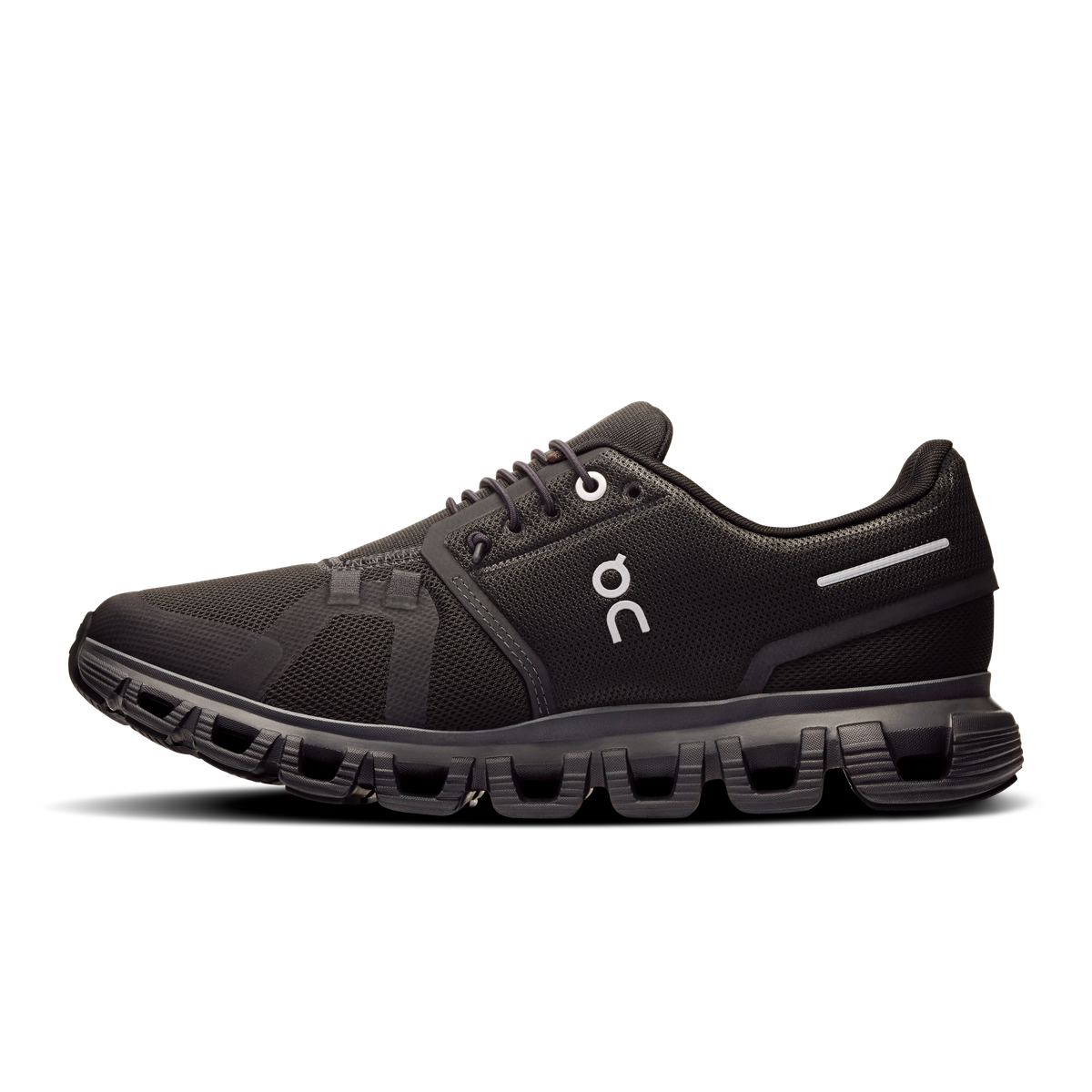 On Cloud 6 in Black / Black - view 4